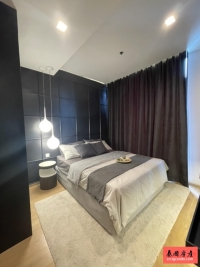 Noble Around Sukhumvit 33 出售 2 卧室公寓