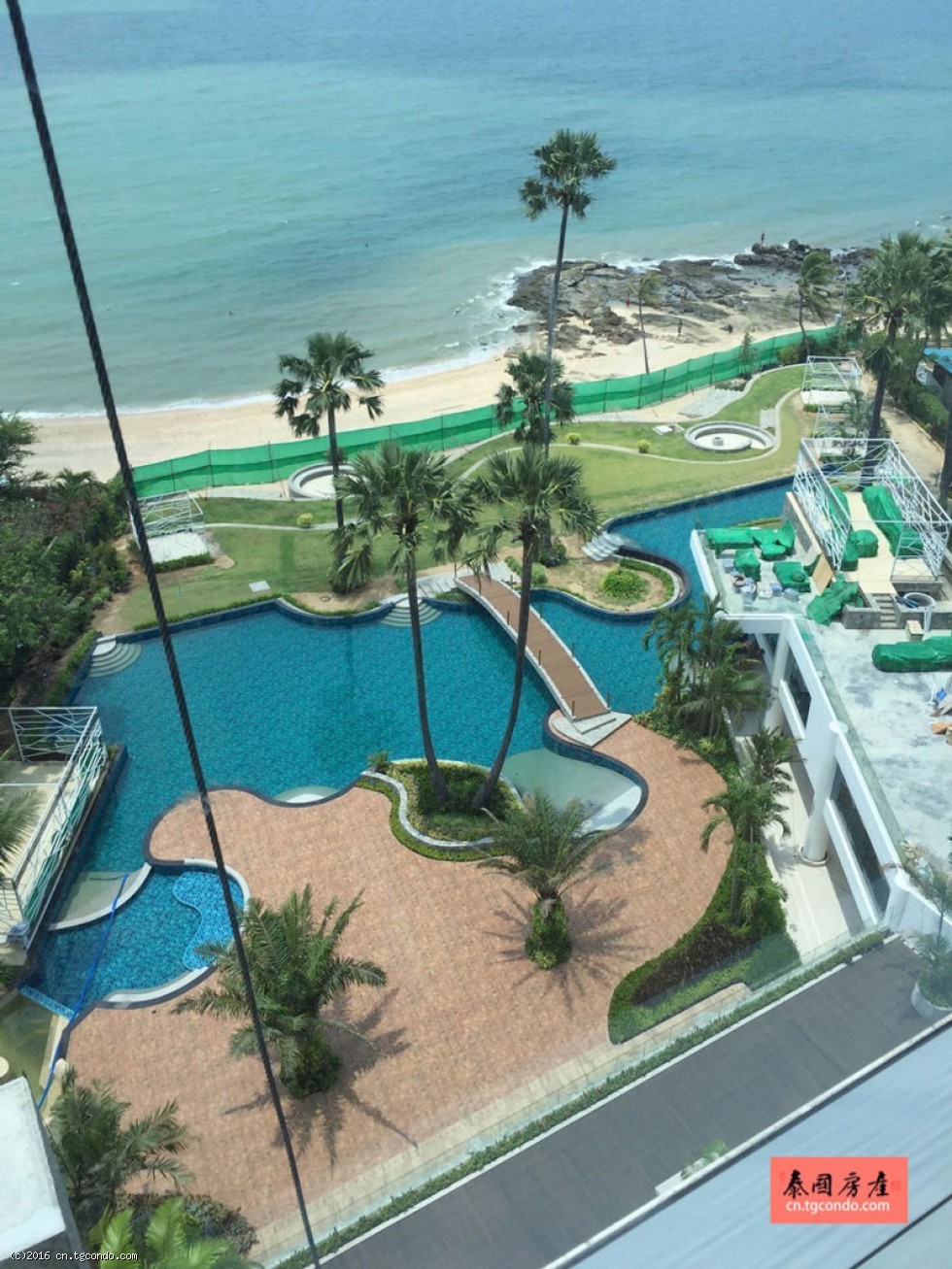 泰国芭堤雅无敌海景 The Palm 棕榈岛公寓 私人沙滩