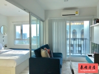 泰国芭提雅中心海公寓正面海景一室户型