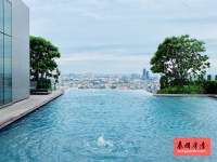 曼谷沙吞2房The Bangkok Sathorn 高层泳池景观